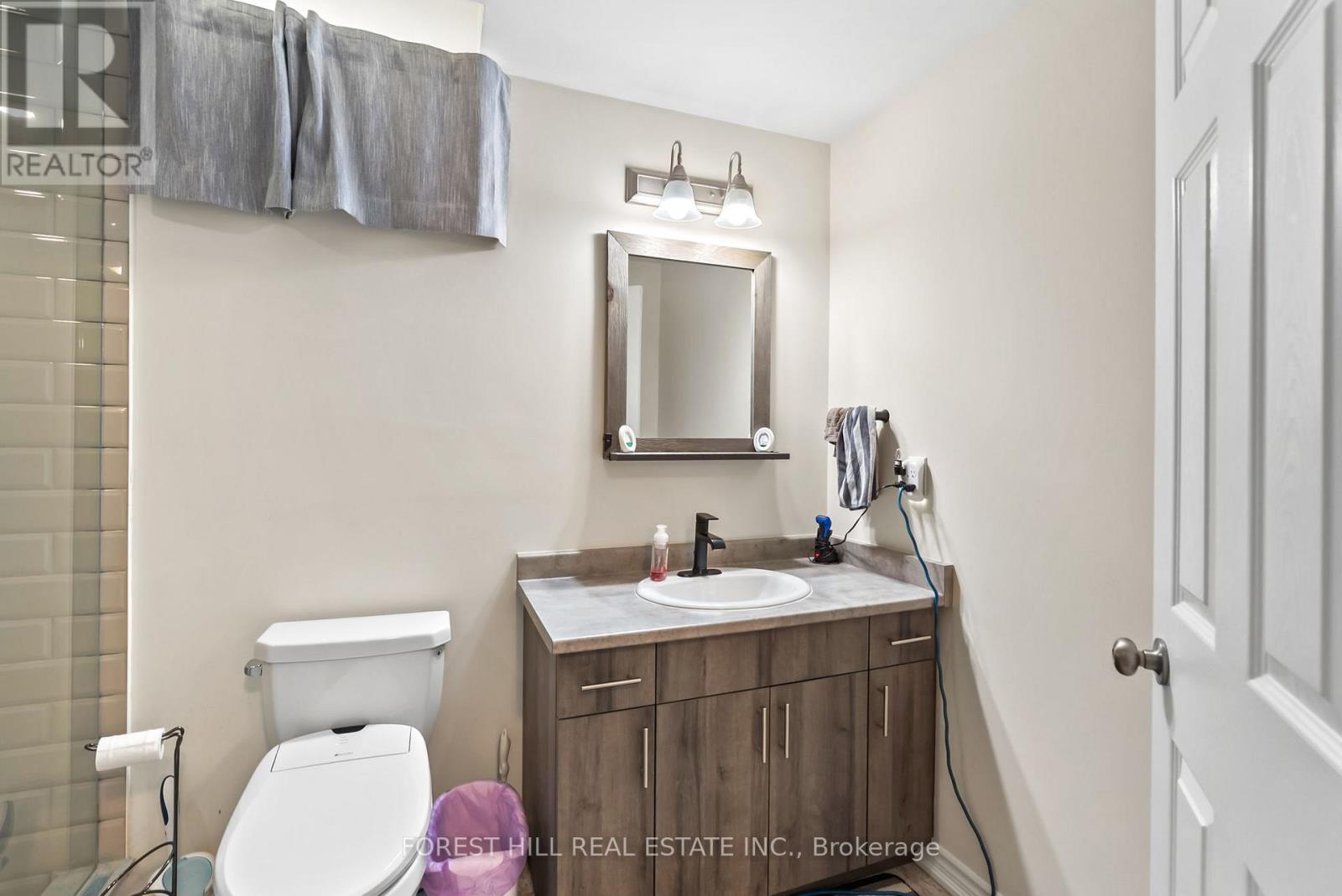 15 Lords Drive, Trent Hills (Hastings), Ontario  K0L 1Y0 - Photo 25 - X12452483