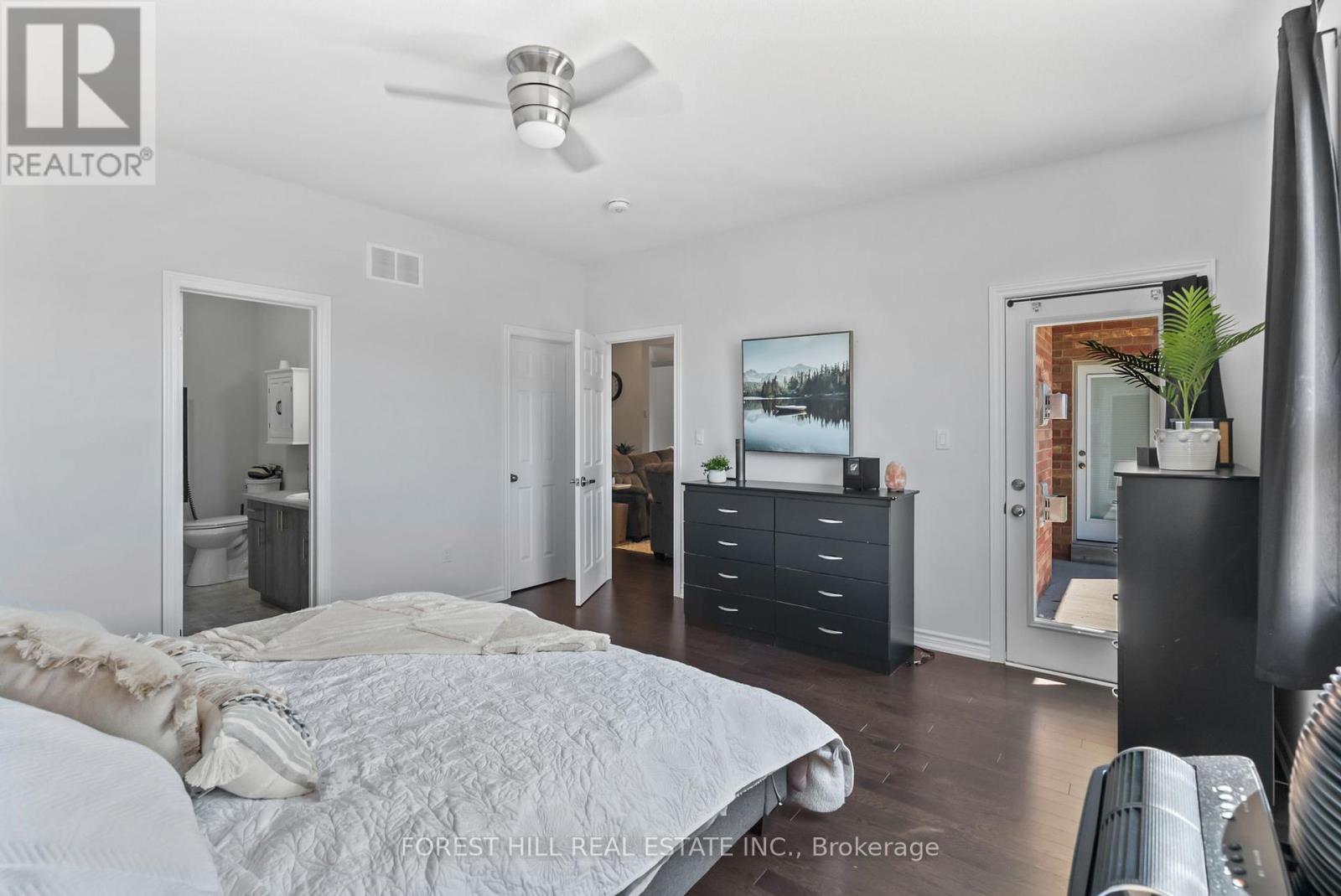 15 Lords Drive, Trent Hills (Hastings), Ontario  K0L 1Y0 - Photo 8 - X12452483