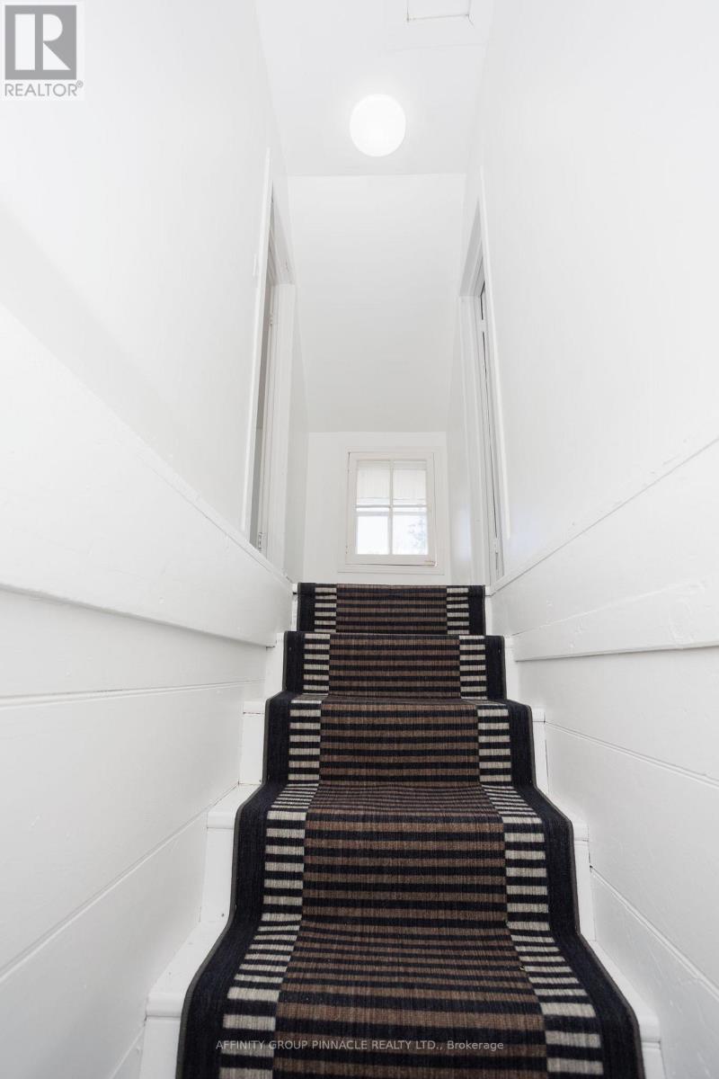 6 Duke Street, Kawartha Lakes (Lindsay), Ontario  K9V 2K4 - Photo 26 - X12452788