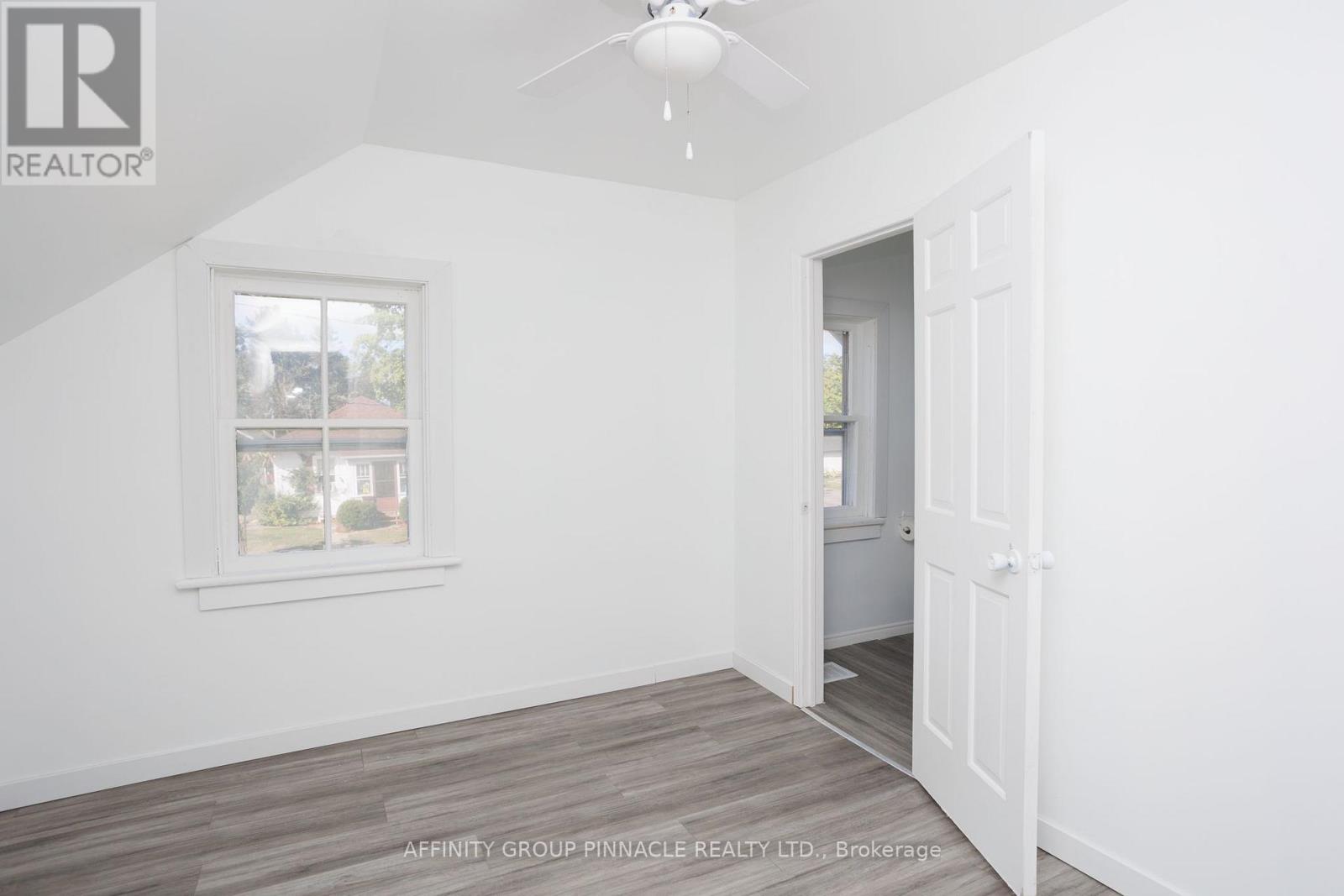 6 Duke Street, Kawartha Lakes (Lindsay), Ontario  K9V 2K4 - Photo 29 - X12452788