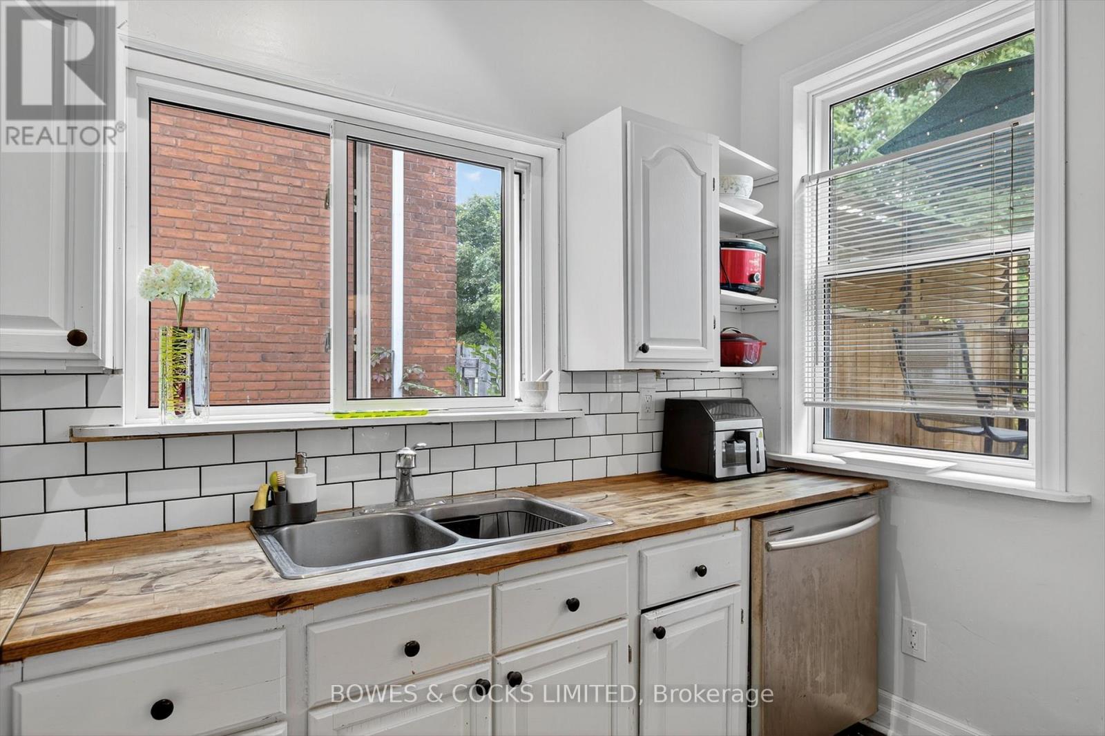 597 Bolivar Street, Peterborough (Town Ward 3), Ontario  K9J 4R9 - Photo 16 - X12452850
