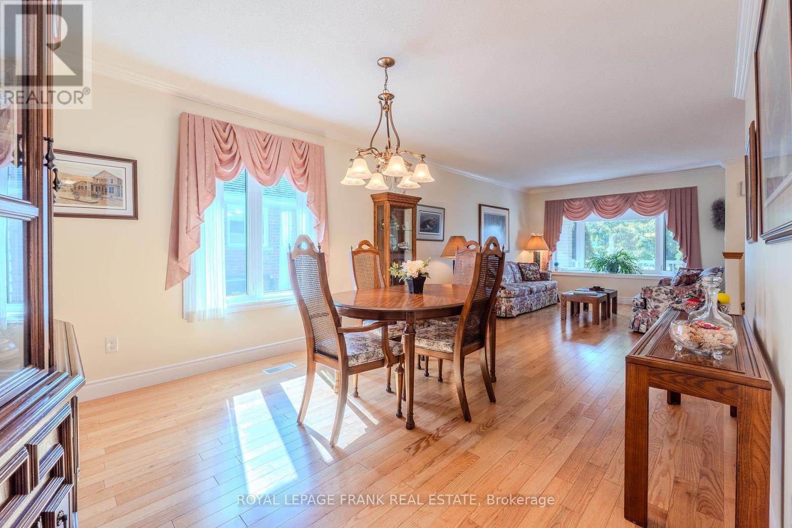 15 Selena Street, Kawartha Lakes (Lindsay), Ontario  K9V 0B5 - Photo 14 - X12453435