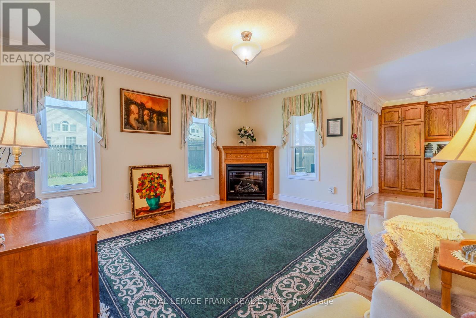 15 Selena Street, Kawartha Lakes (Lindsay), Ontario  K9V 0B5 - Photo 16 - X12453435