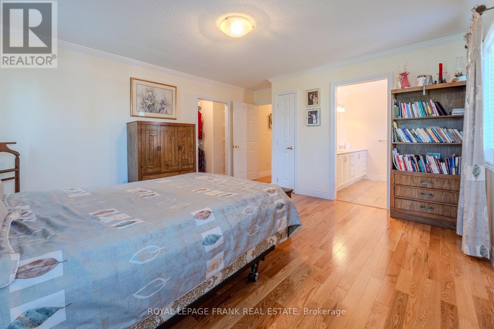 15 Selena Street, Kawartha Lakes (Lindsay), Ontario  K9V 0B5 - Photo 26 - X12453435