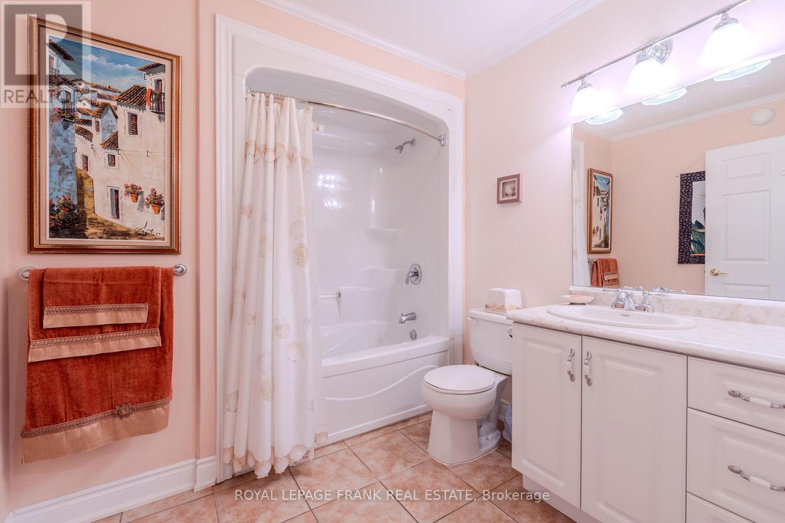 15 Selena Street, Kawartha Lakes (Lindsay), Ontario  K9V 0B5 - Photo 30 - X12453435