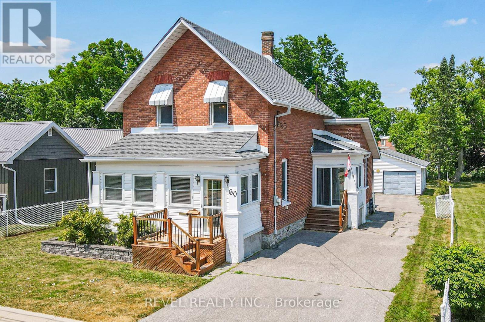 60 Elgin Street, Kawartha Lakes (Lindsay), Ontario  K9V 3W5 - Photo 1 - X12453437