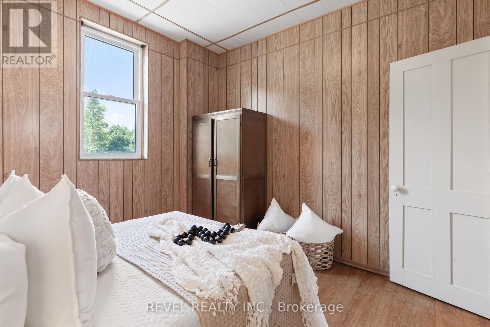 60 Elgin Street, Kawartha Lakes (Lindsay), Ontario  K9V 3W5 - Photo 33 - X12453437