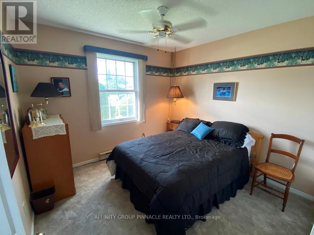 292 Victoria Avenue N, Kawartha Lakes (Lindsay), Ontario  K9V 6A8 - Photo 22 - X12453449