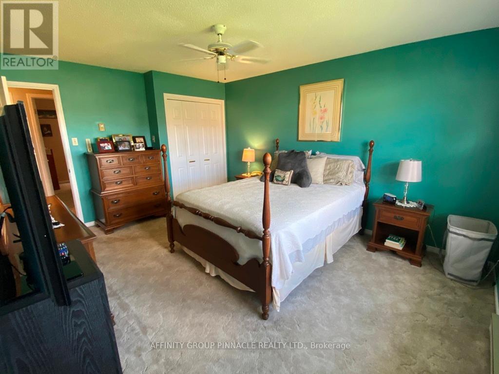 292 Victoria Avenue N, Kawartha Lakes (Lindsay), Ontario  K9V 6A8 - Photo 26 - X12453449