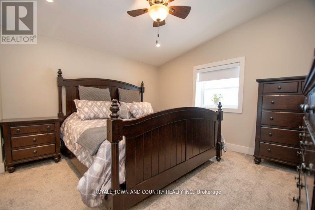 829 Peace Road, Kawartha Lakes (Emily), Ontario  K0L 2W0 - Photo 26 - X12453519