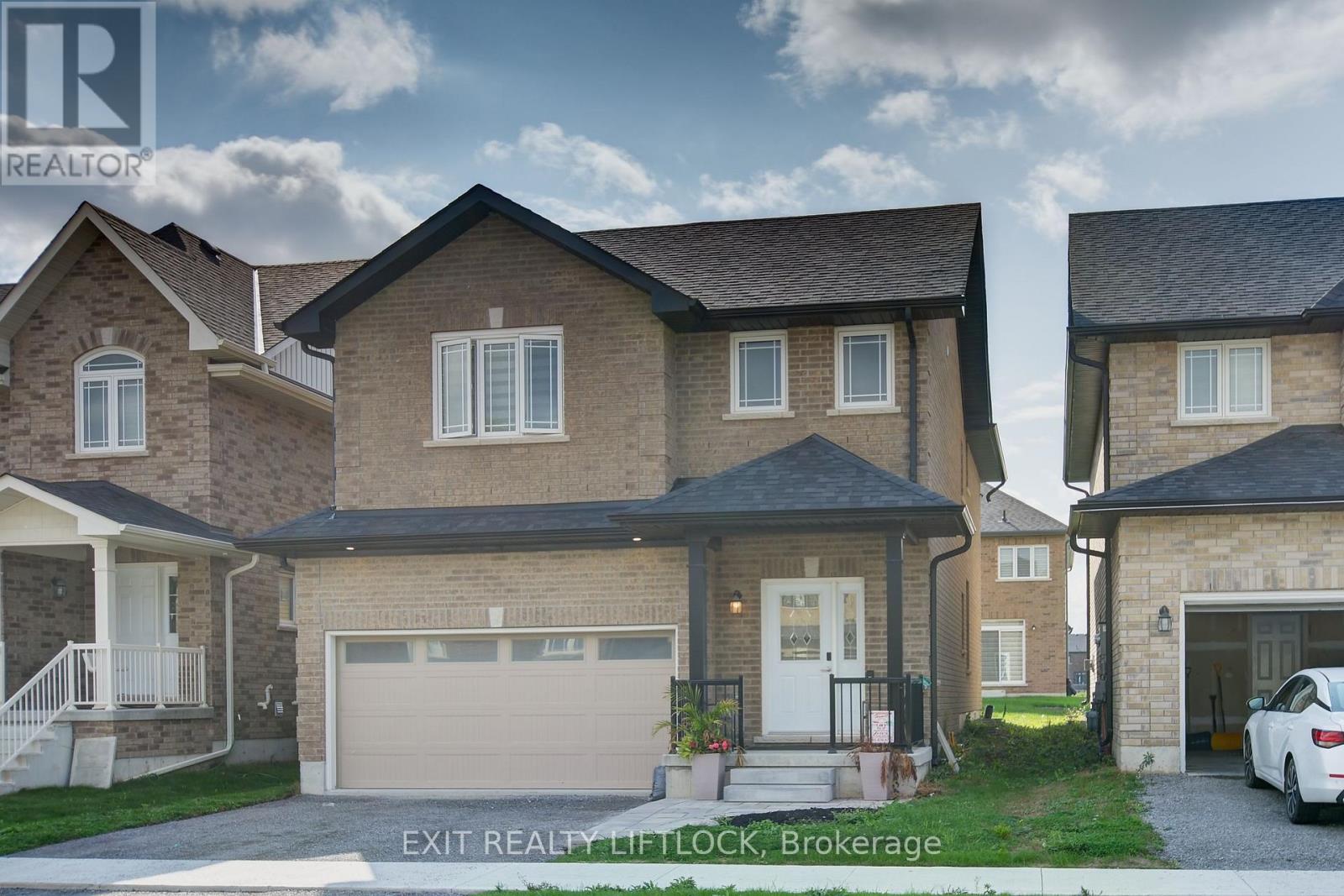 603 Lemay Grove, Peterborough (Monaghan Ward 2), Ontario  K9K 0G9 - Photo 2 - X12453561