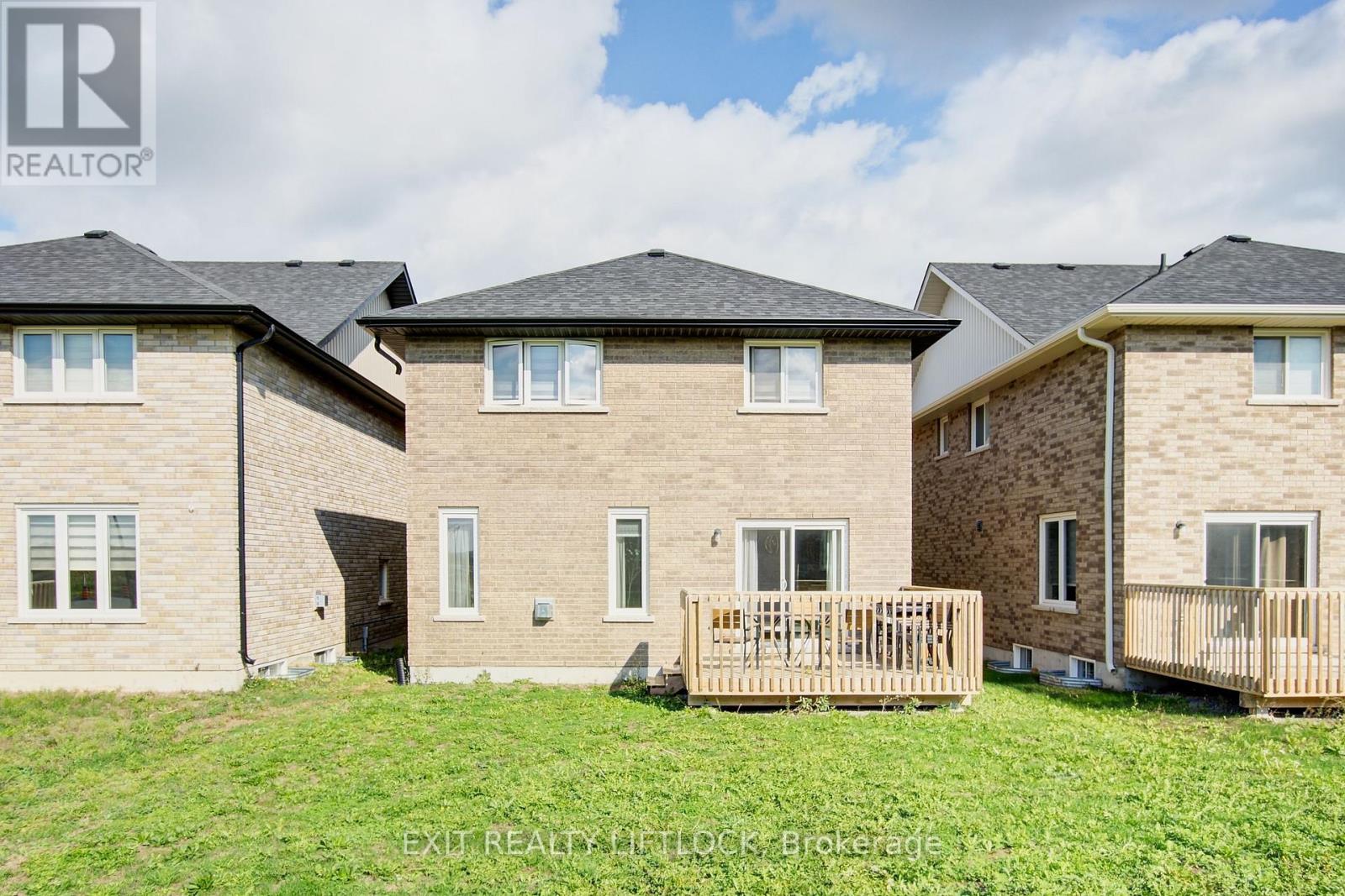 603 Lemay Grove, Peterborough (Monaghan Ward 2), Ontario  K9K 0G9 - Photo 5 - X12453561
