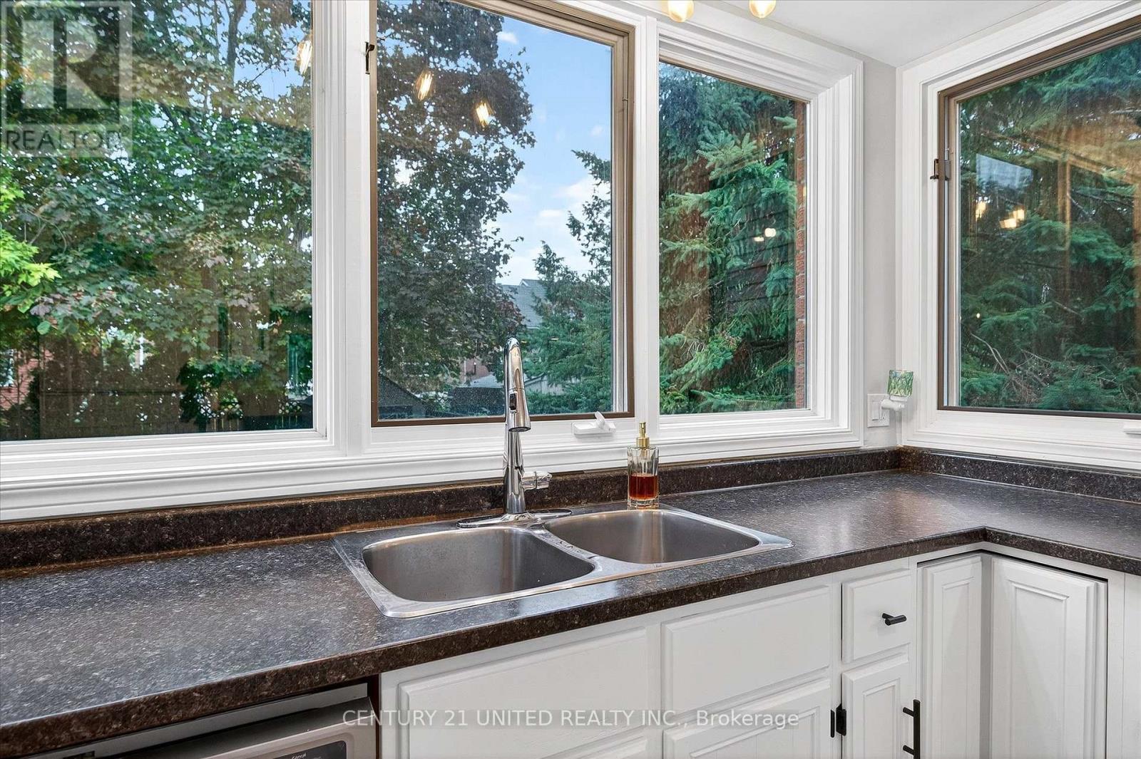 1481 Wildlark Drive, Peterborough (Monaghan Ward 2), Ontario  K9K 1X4 - Photo 15 - X12453636