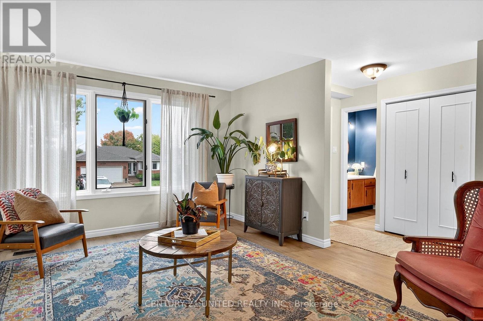 1481 Wildlark Drive, Peterborough (Monaghan Ward 2), Ontario  K9K 1X4 - Photo 5 - X12453636