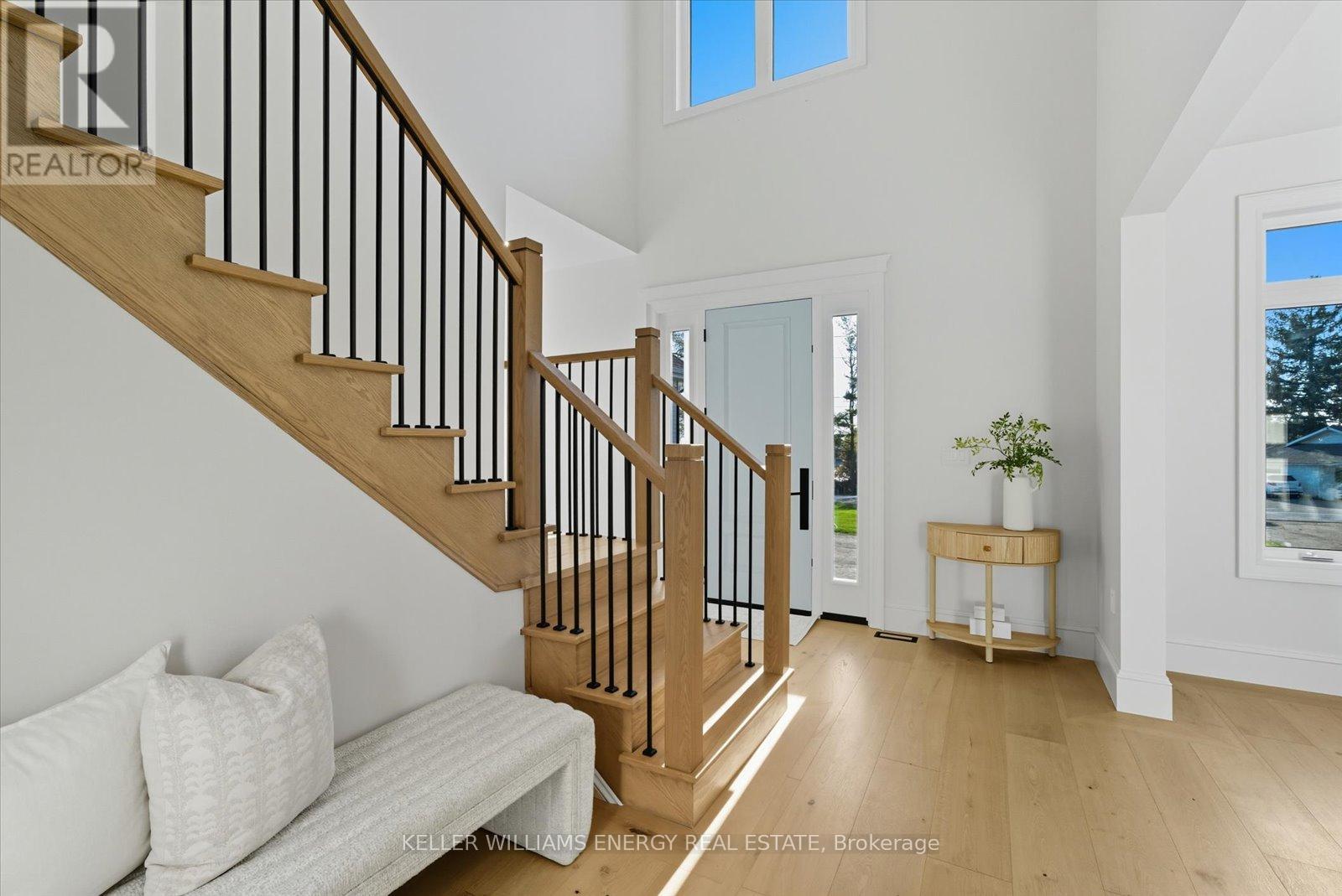 631 Mill Street S, Clarington (Newcastle), Ontario  L1B 1L9 - Photo 5 - E12453844