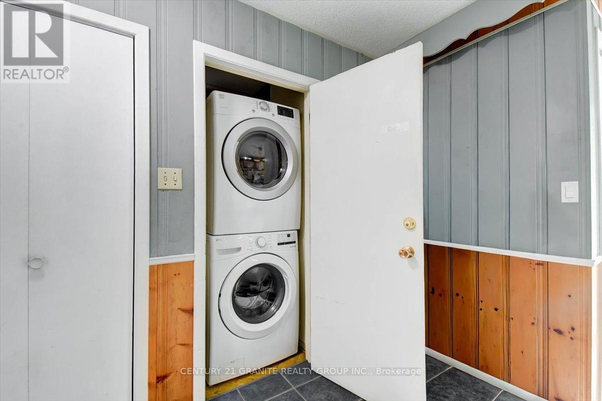 4 Maxwell Settlement Road, Bancroft (Bancroft Ward), Ontario  K0L 1C0 - Photo 23 - X12453851