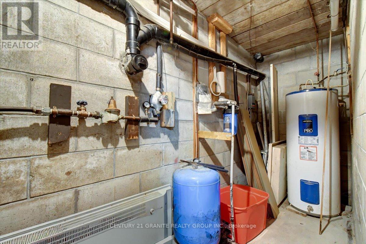 4 Maxwell Settlement Road, Bancroft (Bancroft Ward), Ontario  K0L 1C0 - Photo 26 - X12453851