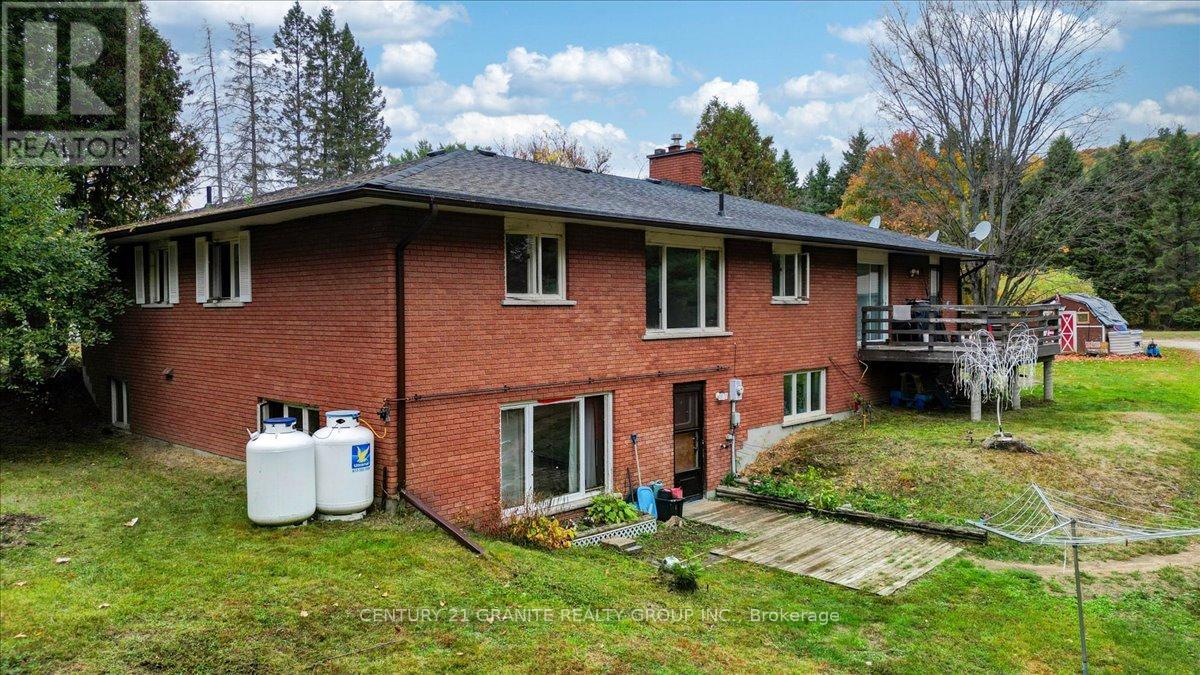 4 Maxwell Settlement Road, Bancroft (Bancroft Ward), Ontario  K0L 1C0 - Photo 34 - X12453851