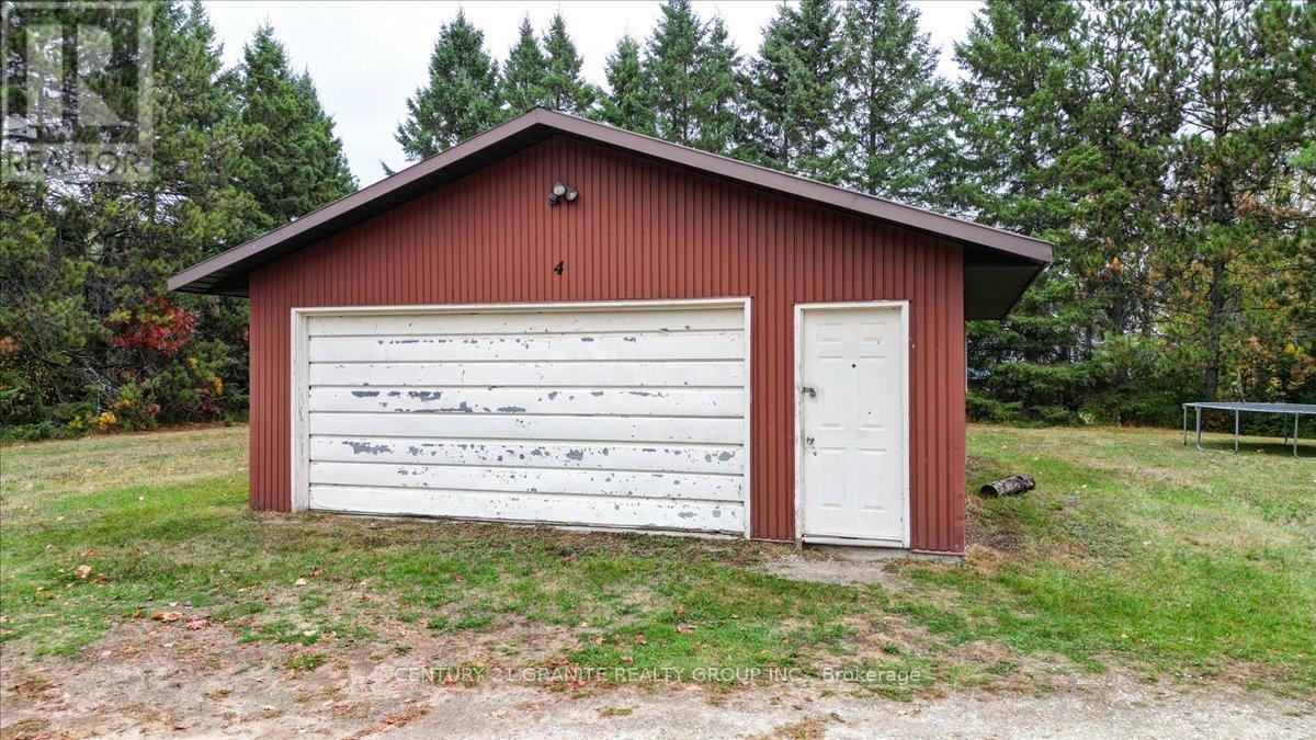 4 Maxwell Settlement Road, Bancroft (Bancroft Ward), Ontario  K0L 1C0 - Photo 41 - X12453851