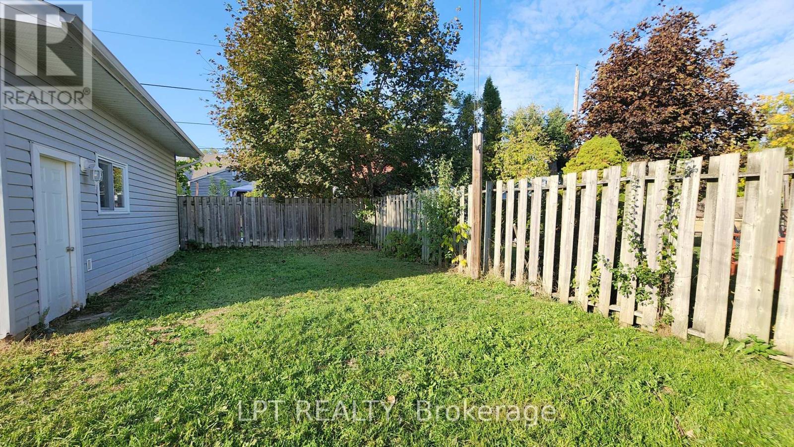 772 Duffus Street, Peterborough (Otonabee Ward 1), Ontario  K9J 4K4 - Photo 18 - X12453738
