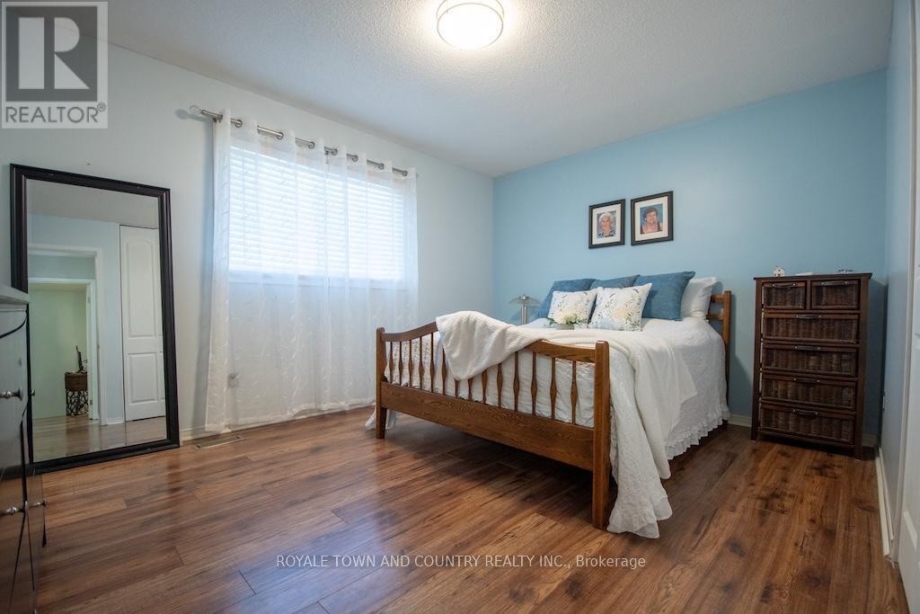 176 Elgin Street, Kawartha Lakes (Lindsay), Ontario  K9V 6B3 - Photo 21 - X12454119