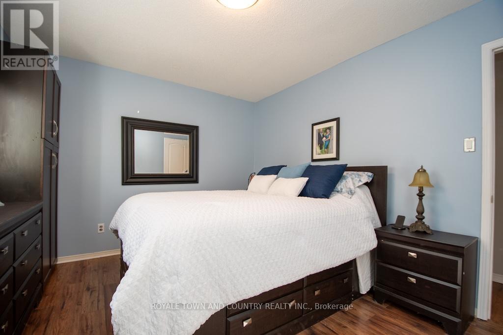 176 Elgin Street, Kawartha Lakes (Lindsay), Ontario  K9V 6B3 - Photo 27 - X12454119