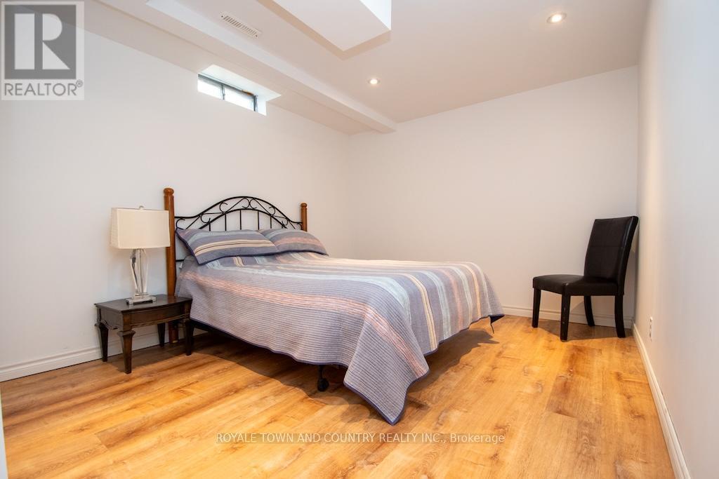 176 Elgin Street, Kawartha Lakes (Lindsay), Ontario  K9V 6B3 - Photo 33 - X12454119