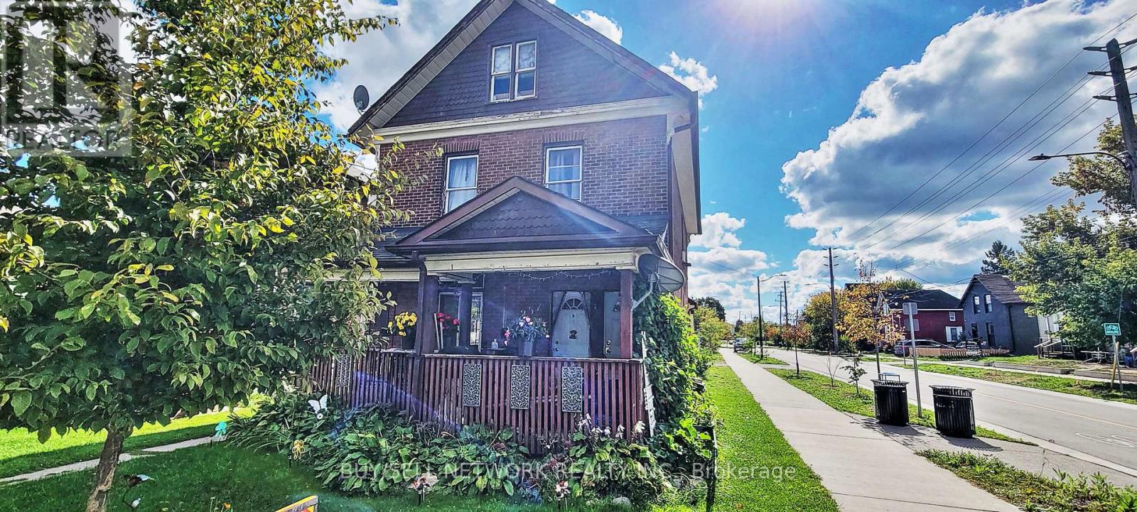 257 Dalhousie Street, Peterborough (Town Ward 3), Ontario  K9J 2M3 - Photo 2 - X12454570