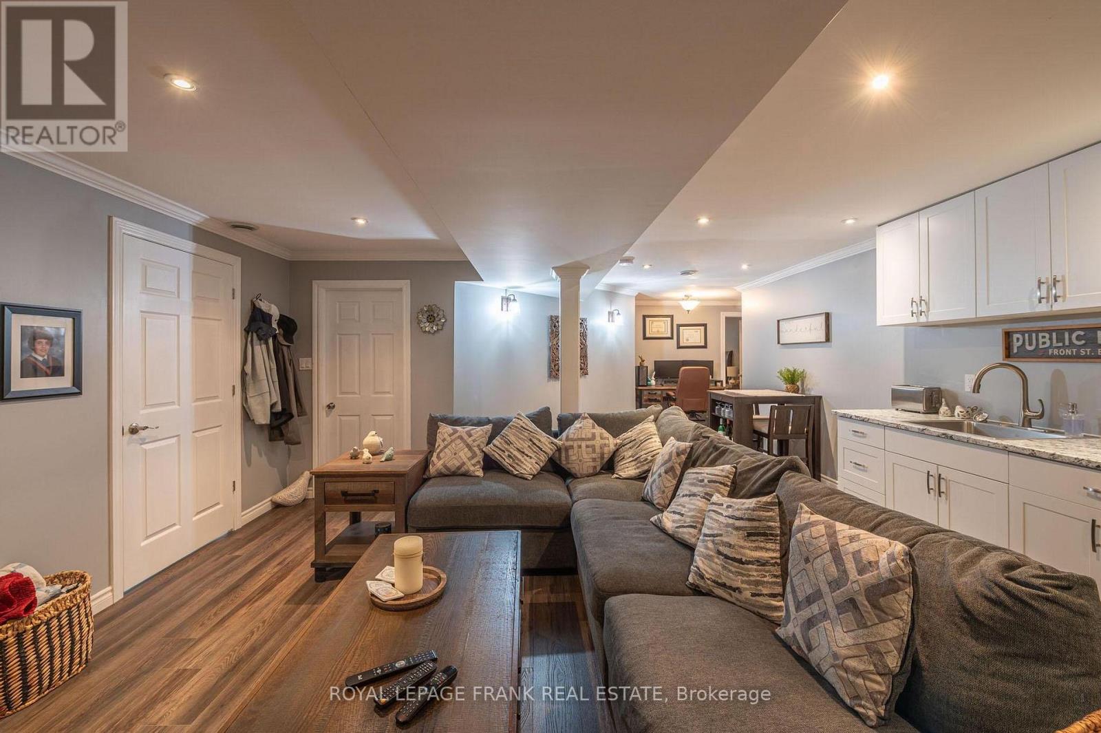 25 Lakeland Avenue, Trent Lakes, Ontario  K0L 1J0 - Photo 21 - X12454715