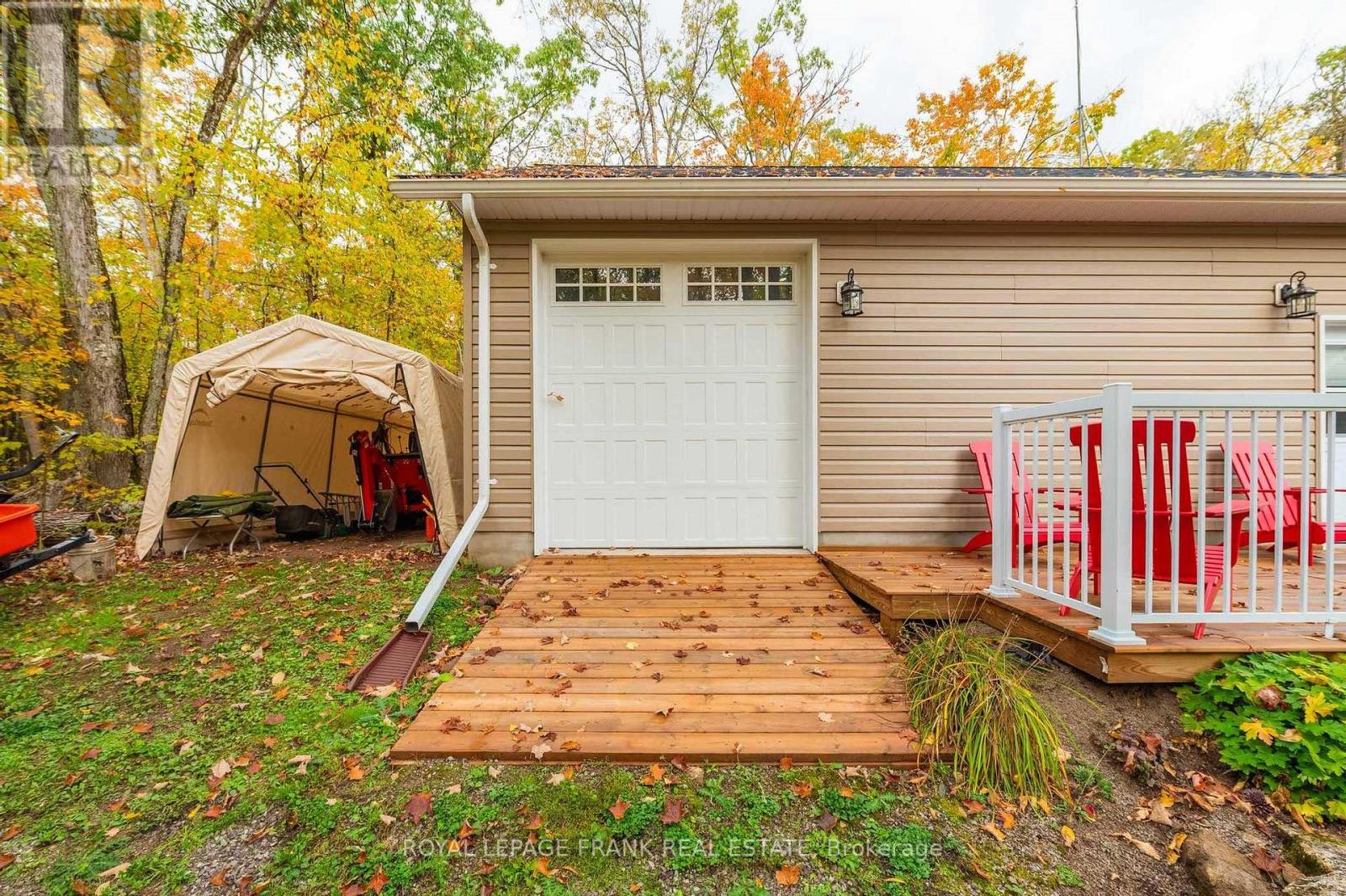 25 Lakeland Avenue, Trent Lakes, Ontario  K0L 1J0 - Photo 36 - X12454715