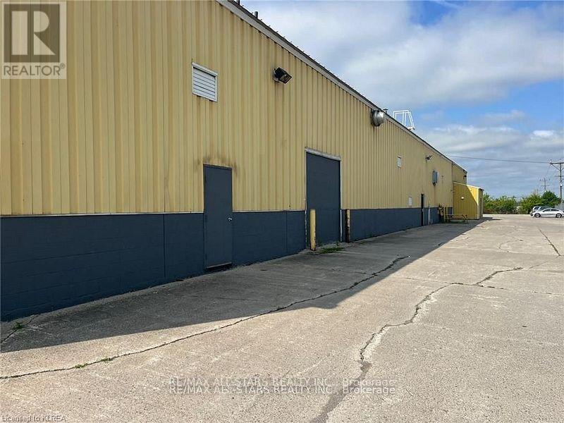 D - 70 Mount Hope Street, Kawartha Lakes (Lindsay), Ontario  K9V 5G4 - Photo 4 - X12454721