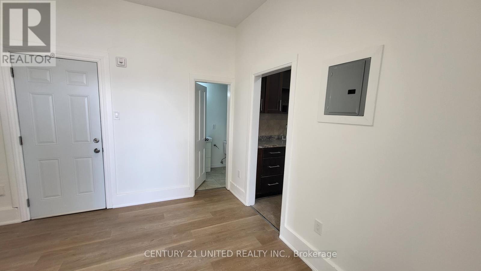 7 - 172.5 Hunter Street, Peterborough (Town Ward 3), Ontario  K9H 2L2 - Photo 3 - X12455023