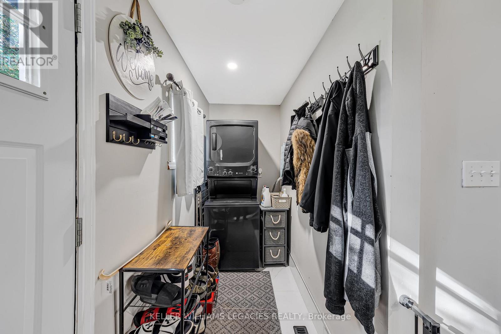 74 Cowans Crescent, Kawartha Lakes (Emily), Ontario  K0L 2W0 - Photo 14 - X12455182