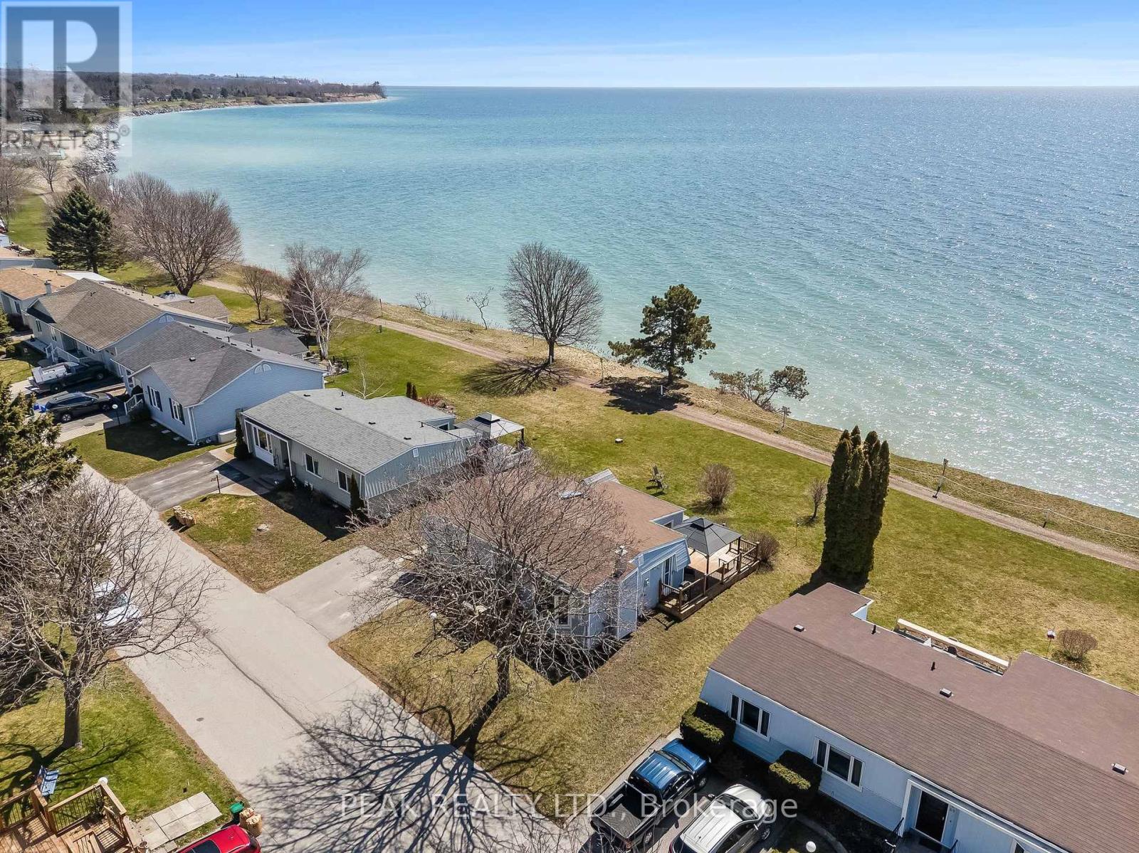 71 Bluffs Road, Clarington (Newcastle), Ontario  L1B 1A6 - Photo 6 - E12455324