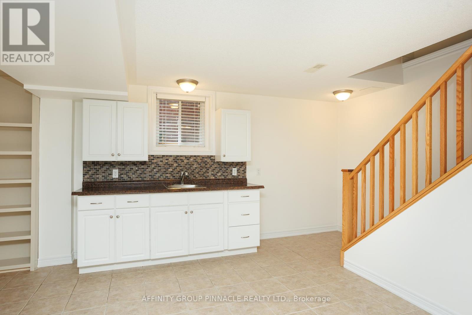 103 Cook Street, Kawartha Lakes (Lindsay), Ontario  K9V 0K8 - Photo 30 - X12455266