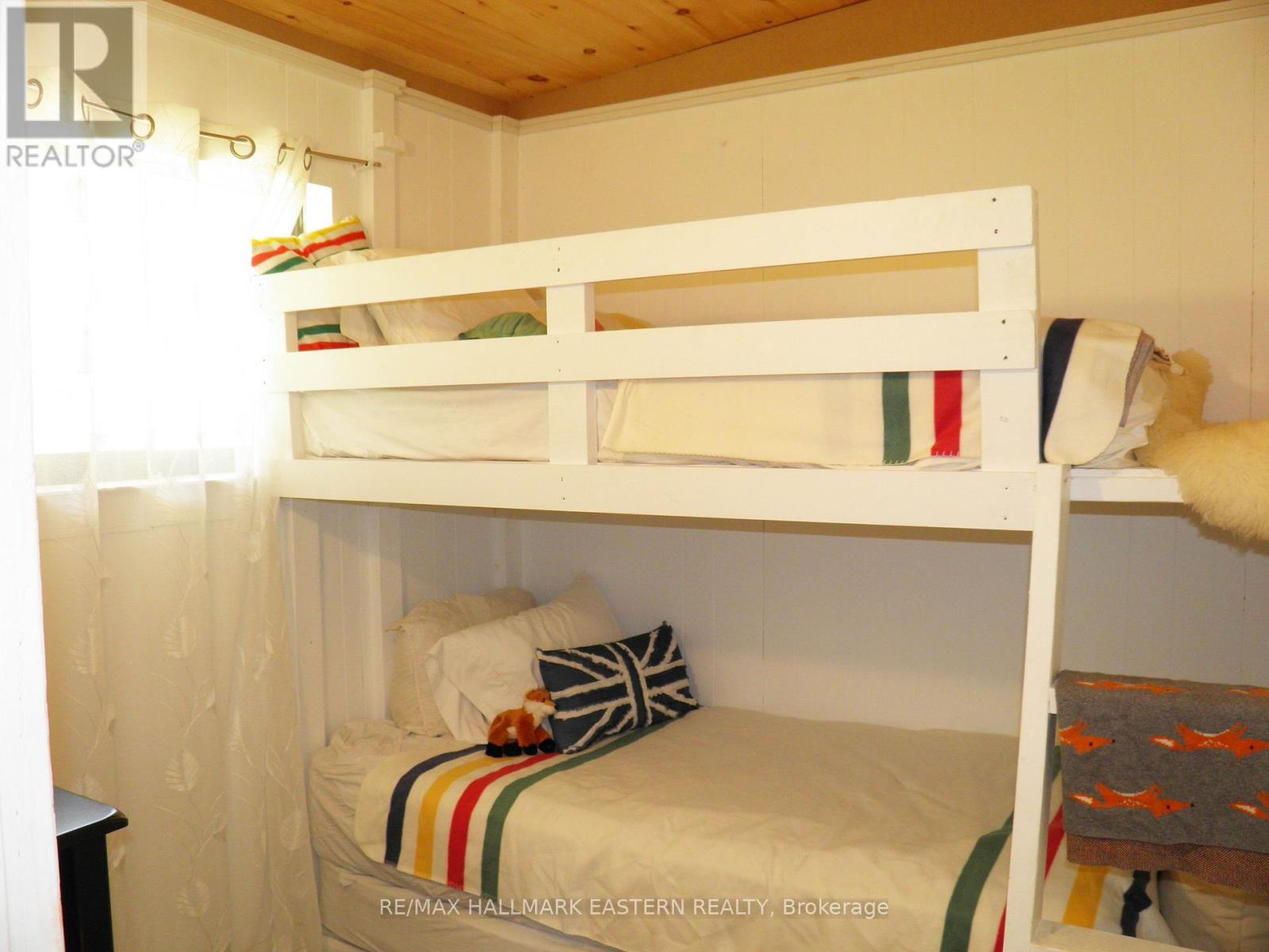 106 Lakeview Crescent, North Kawartha, Ontario  K0L 1A0 - Photo 15 - X12455318