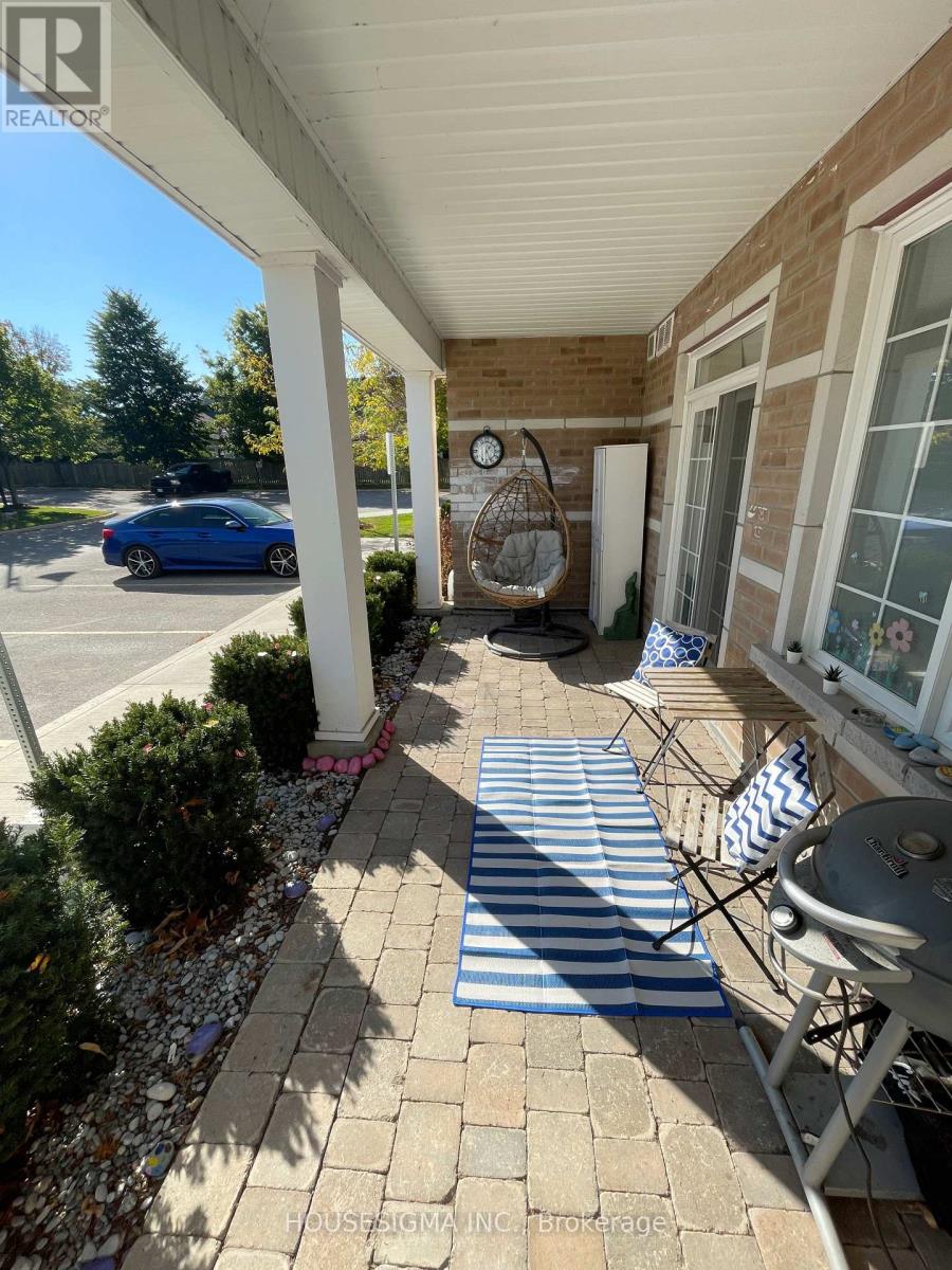 110 - 65 Shipway Avenue, Clarington (Newcastle), Ontario  L1B 0W2 - Photo 2 - E12455829