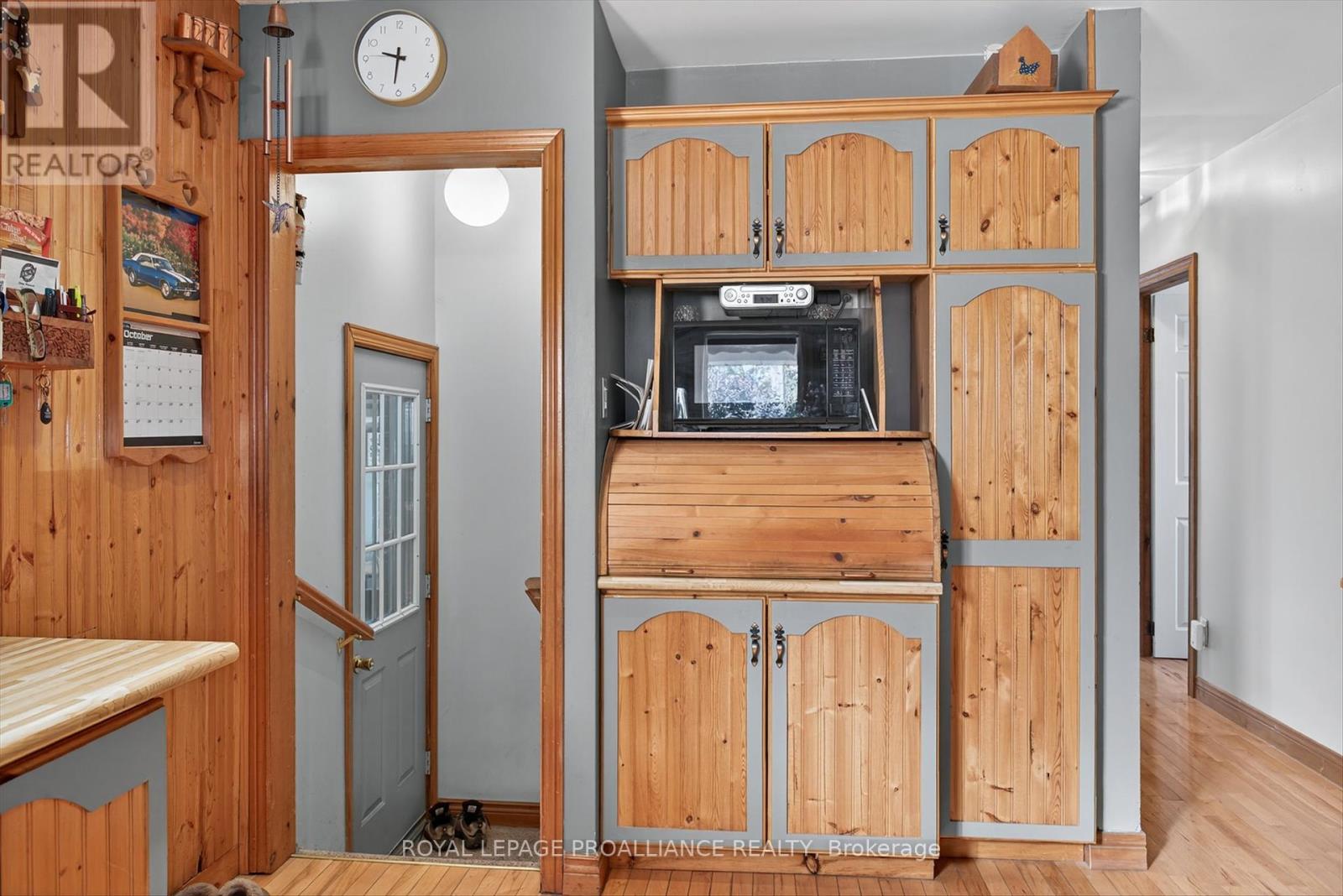 841 St. Marys Street, Peterborough (Otonabee Ward 1), Ontario  K9J 4H4 - Photo 11 - X12456214