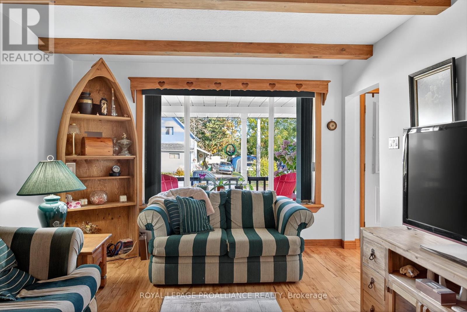 841 St. Marys Street, Peterborough (Otonabee Ward 1), Ontario  K9J 4H4 - Photo 14 - X12456214