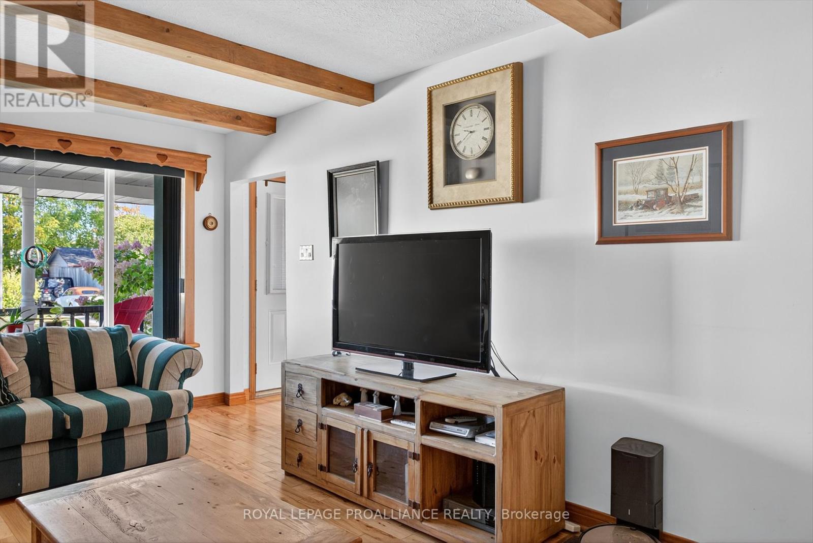 841 St. Marys Street, Peterborough (Otonabee Ward 1), Ontario  K9J 4H4 - Photo 15 - X12456214