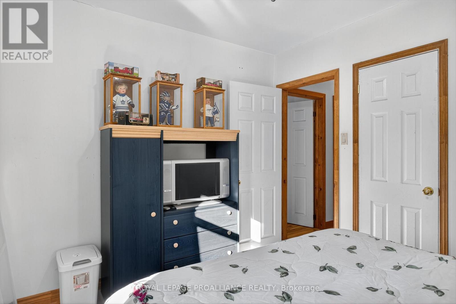 841 St. Marys Street, Peterborough (Otonabee Ward 1), Ontario  K9J 4H4 - Photo 23 - X12456214