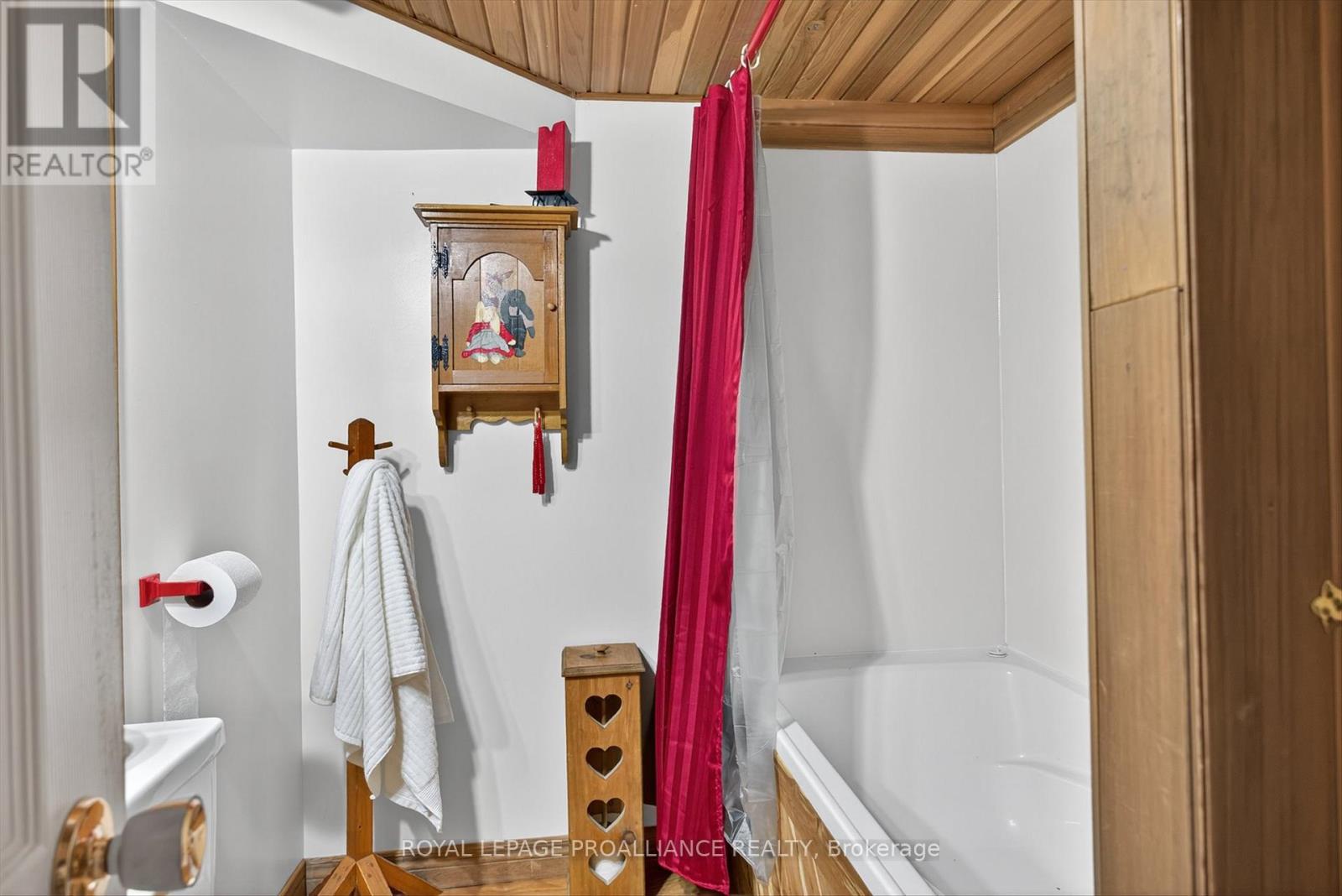 841 St. Marys Street, Peterborough (Otonabee Ward 1), Ontario  K9J 4H4 - Photo 38 - X12456214