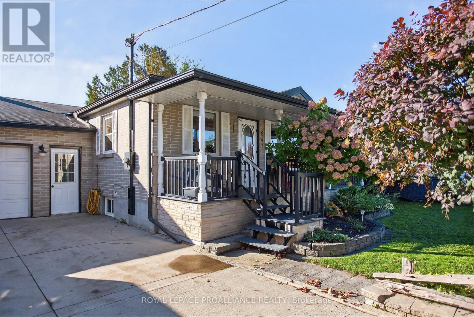 841 St. Marys Street, Peterborough (Otonabee Ward 1), Ontario  K9J 4H4 - Photo 4 - X12456214