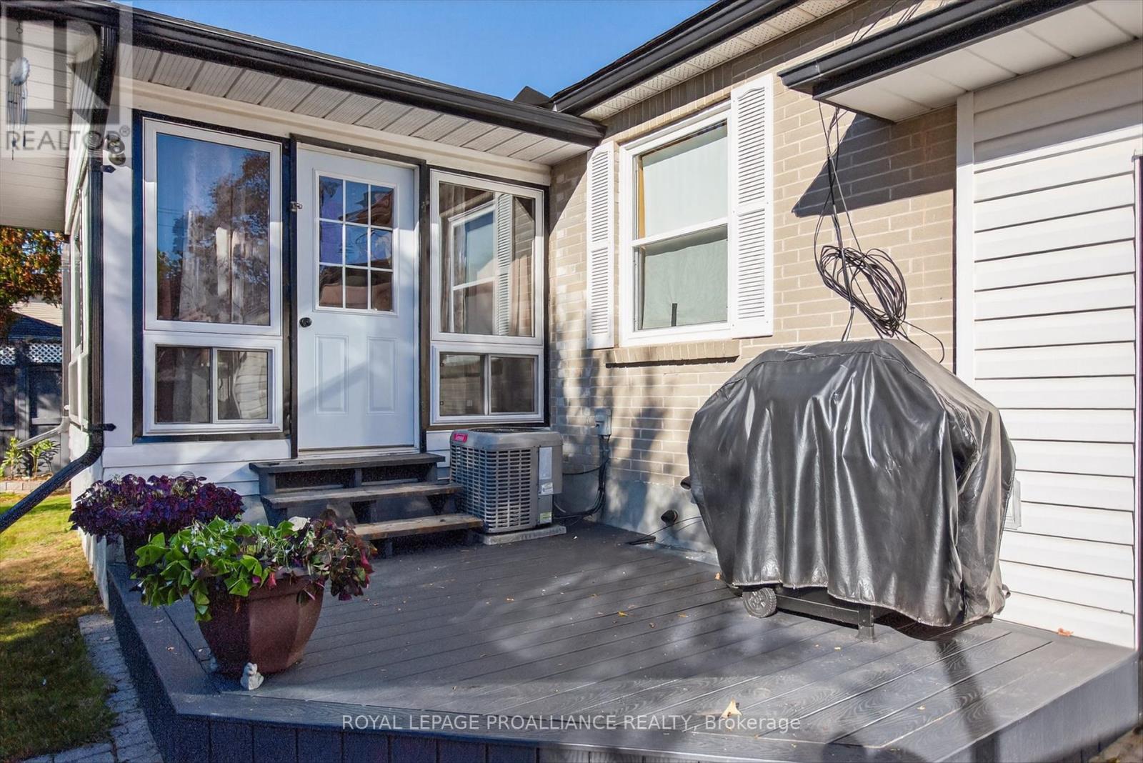 841 St. Marys Street, Peterborough (Otonabee Ward 1), Ontario  K9J 4H4 - Photo 46 - X12456214