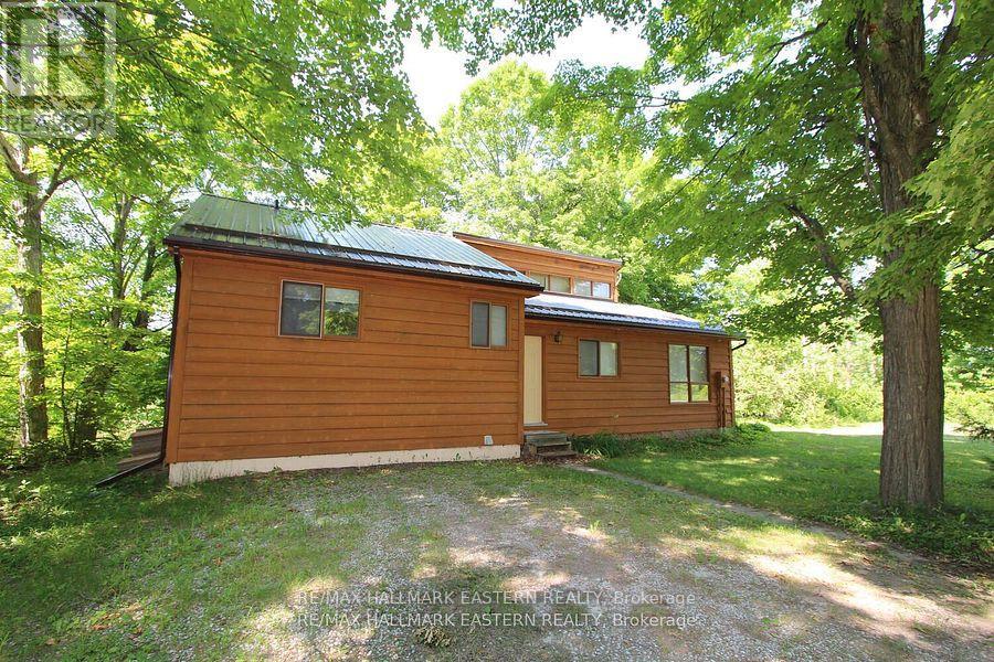 240 Cole Road, Havelock-Belmont-Methuen (Belmont-Methuen), Ontario  K0L 1Z0 - Photo 3 - X12456379