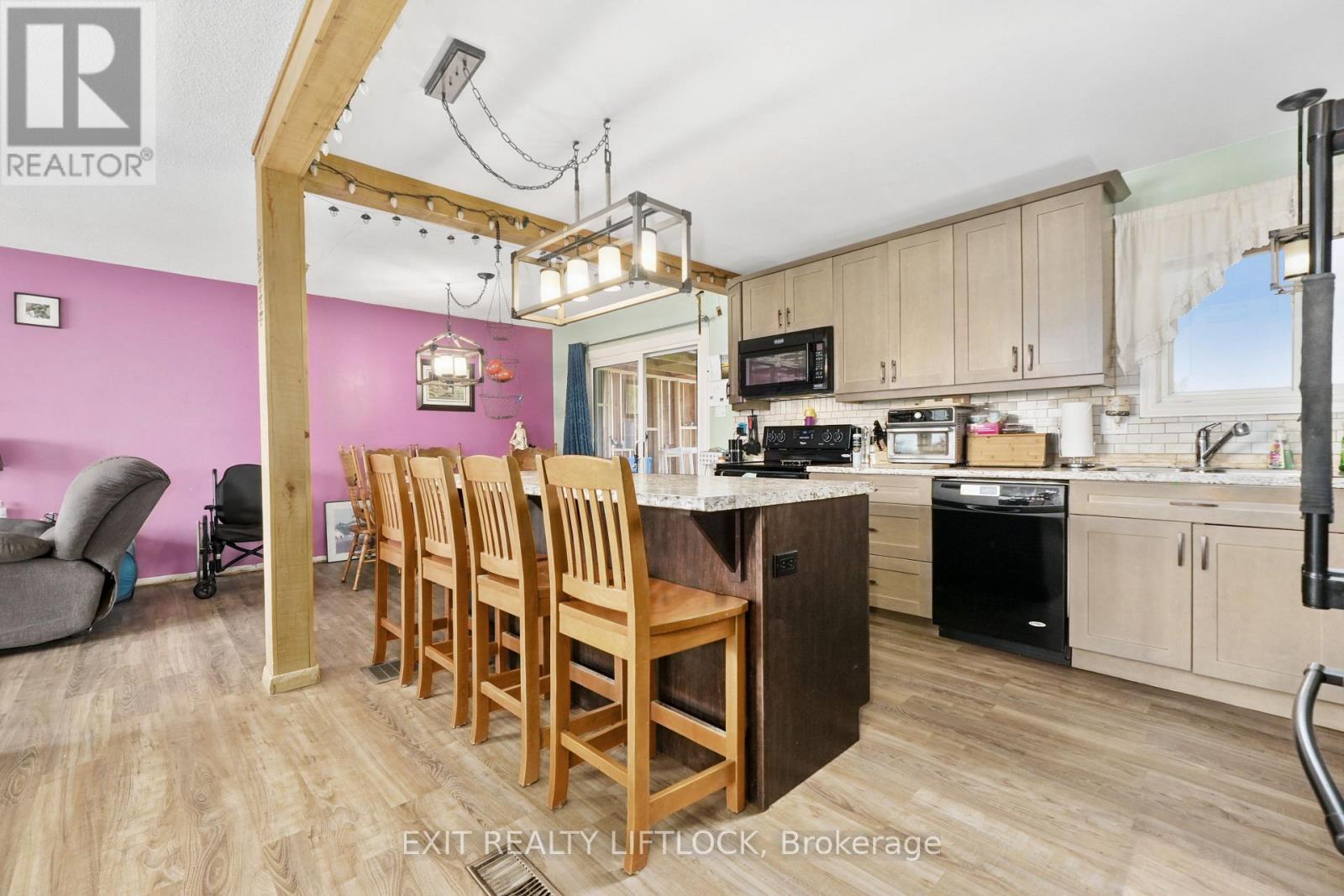 1688 Tara Road, Selwyn, Ontario  K0L 1T0 - Photo 6 - X12456464