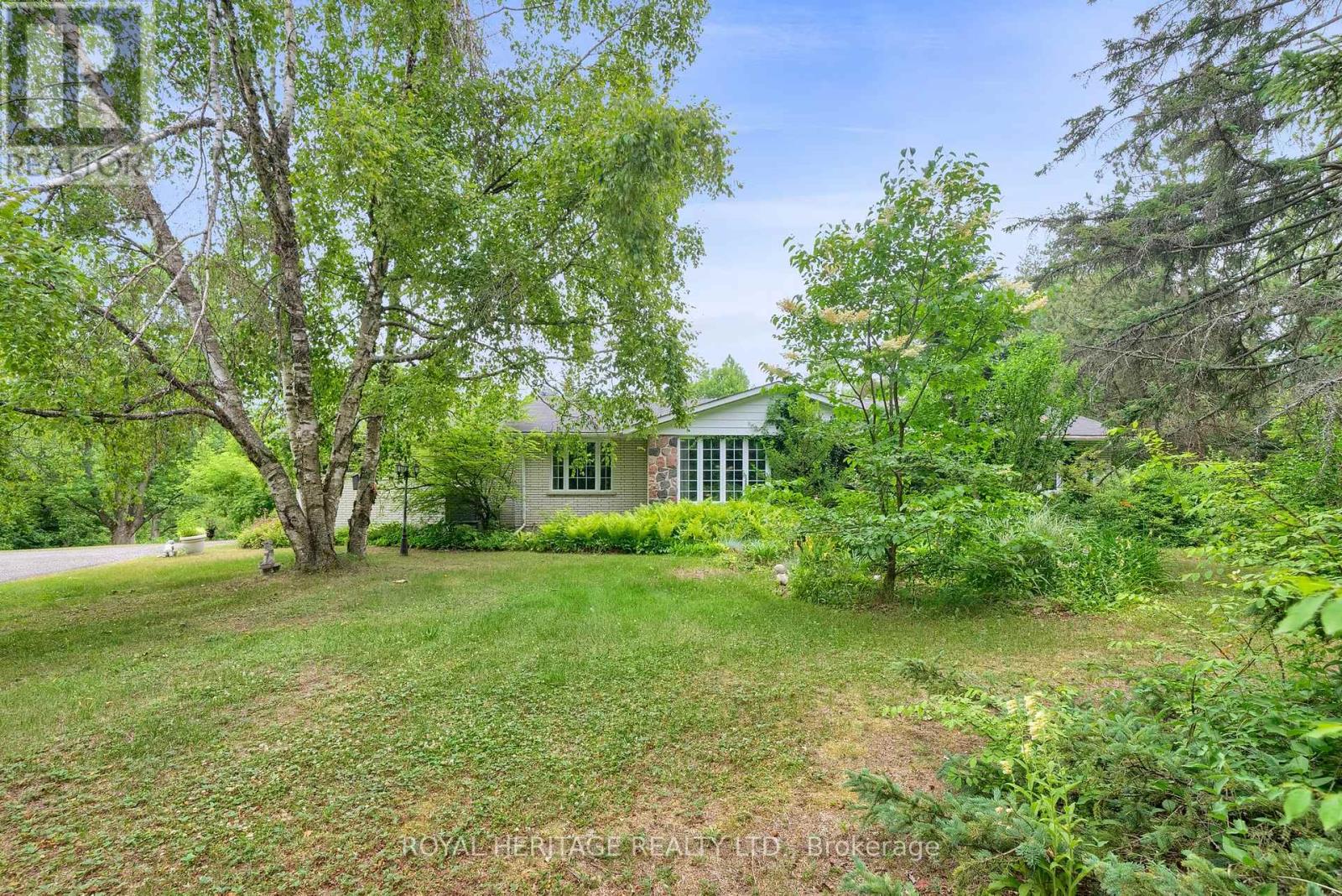 2501 Ganaraska Road, Port Hope, Ontario  L0A 1B0 - Photo 3 - X12456496