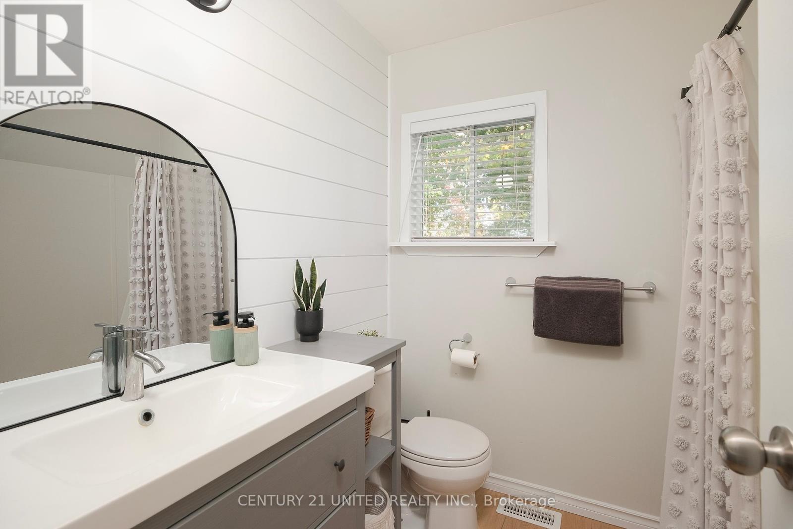 1274 Young's Cove Road, Selwyn, Ontario  K0L 1T0 - Photo 7 - X12456573