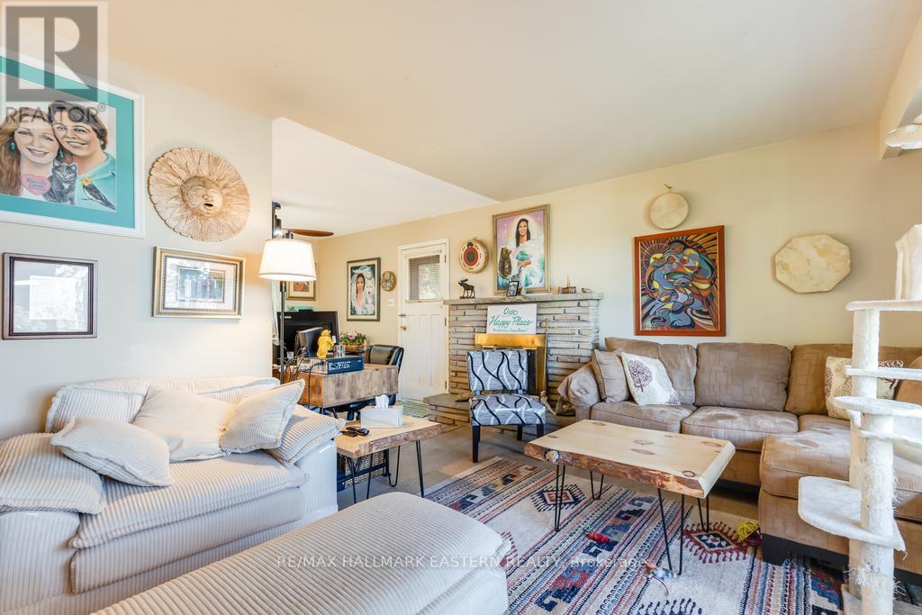 1013 Nicholl's Boulevard, Selwyn, Ontario  K0L 1H0 - Photo 13 - X12457024