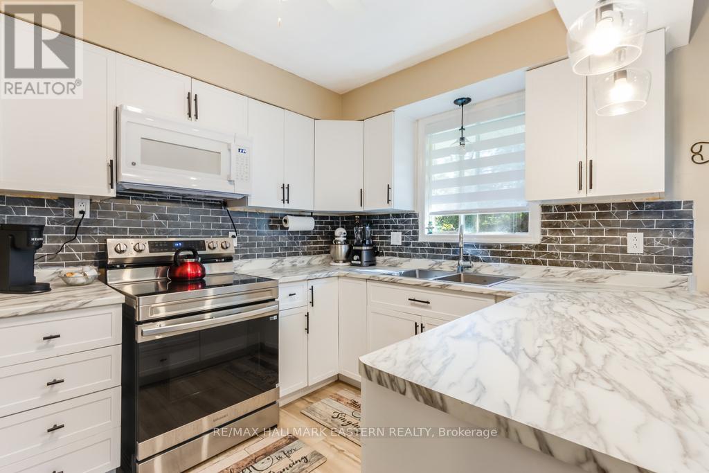 1013 Nicholl's Boulevard, Selwyn, Ontario  K0L 1H0 - Photo 19 - X12457024